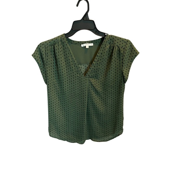 Fun2Fun Tops - Fun2Fun Olive Green Dotted V-Neck Cap Sleeve Pleated Blouse Top Medium